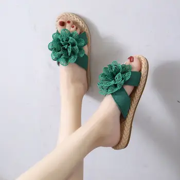 2023 Летние тапочки в богемном стиле с цветами, женские нескользящие удобные тапочки на плоской подошве, повседневная пляжная обувь с мягкой подошвой, вьетнамки