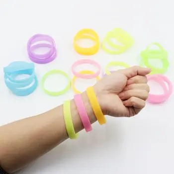 Повязки на руки Гибкие браслеты Браслет-манжета Светящиеся резиновые браслеты Спортивные браслеты Силиконовая спортивная повязка Браслет для фитнеса